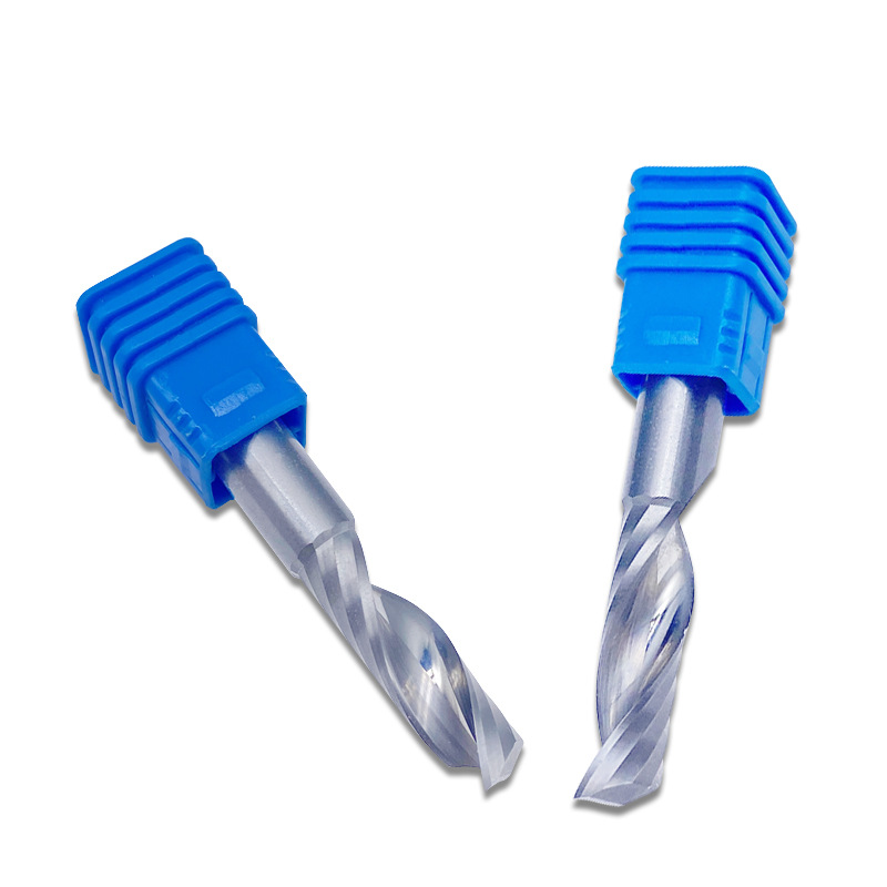 PCD మరియు MCD సాధనాల మధ్య ఎలా ఎంచుకోవాలి?