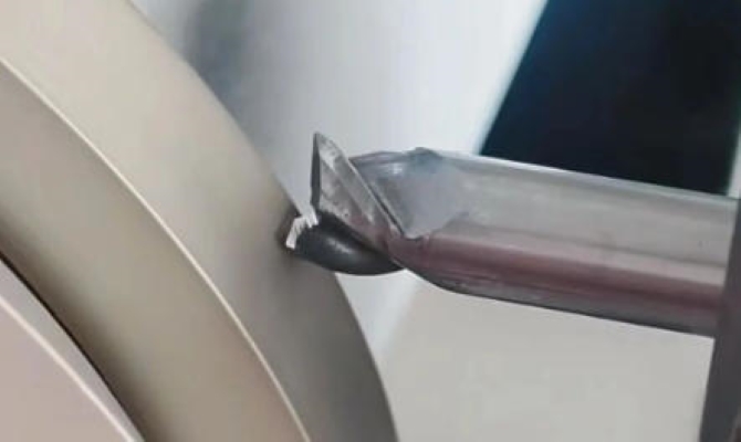 మీరు పెట్టె నుండి నేరుగా మిల్లింగ్ కట్టర్‌ని ఉపయోగించారా? కేవలం అరగంటలో చిప్ ఎలా వస్తుంది?